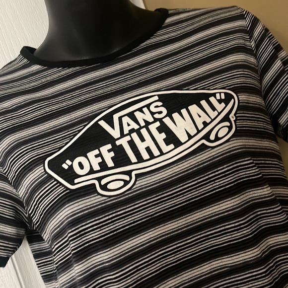 Juniors Small Vans tshirt - Picture 2 of 6